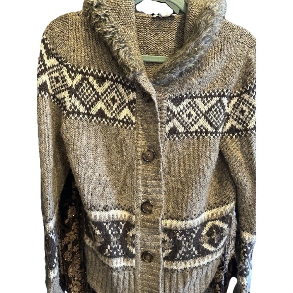 St. John's Bay Women's Brown And White Knit Cardigan Sweater Size M